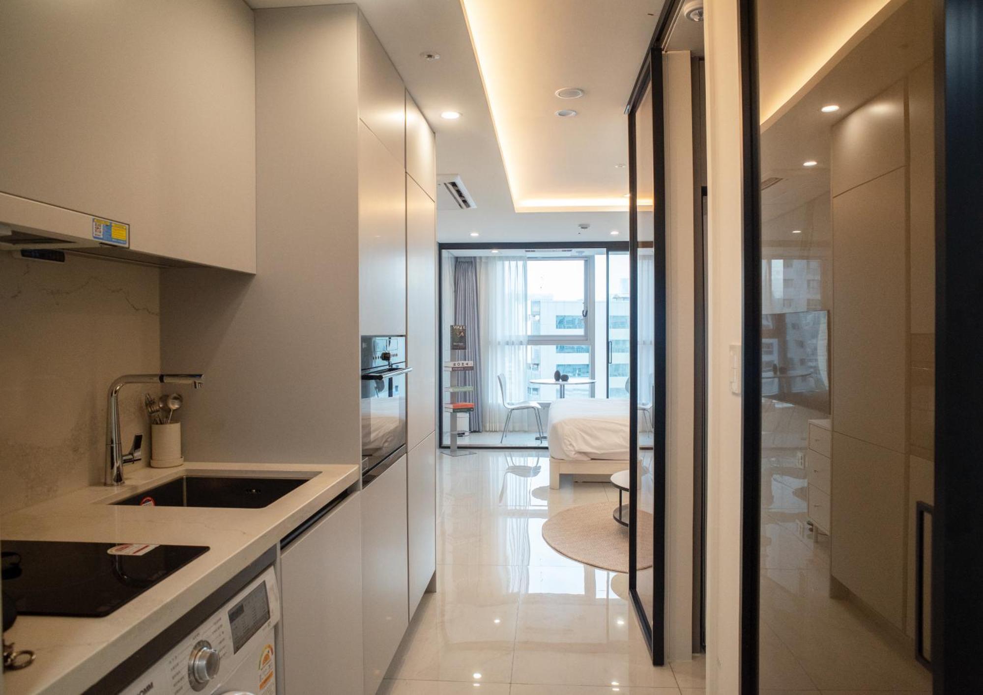 Uh Flat The Seocho Apartemen