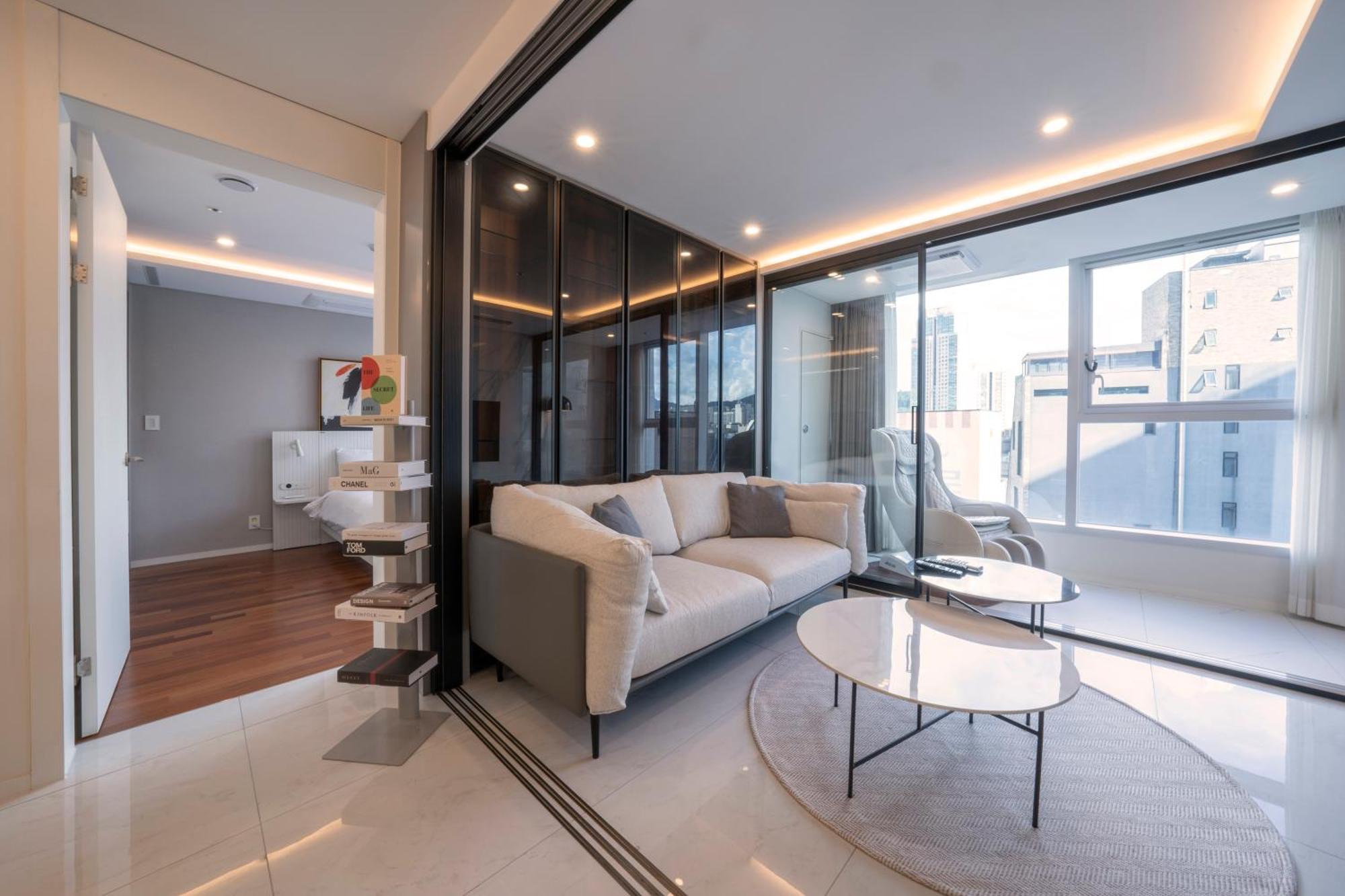 Apartemen Uh Flat The Seocho
