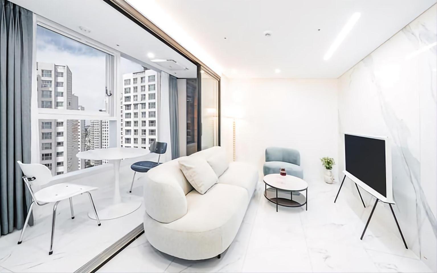 Apartemen Uh Flat The Seocho